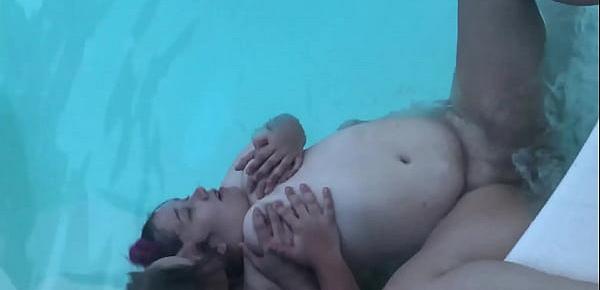  Hannah Horn and Auntie Panda Fuck the  Swimming Pool